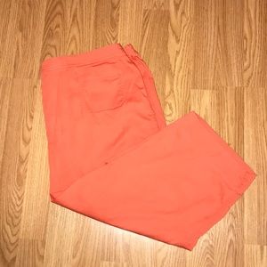 Size 16/19 equivalent to (Chico’s size 3) Capri